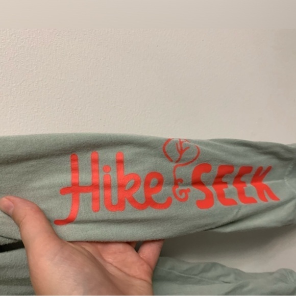 Columbia Women's Sage Green Longsleeve size medium - Picture 3 of 7